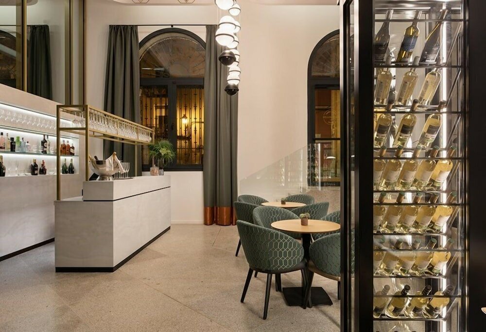 Фото Áurea Palacio de Correos by Eurostars Hotel Company