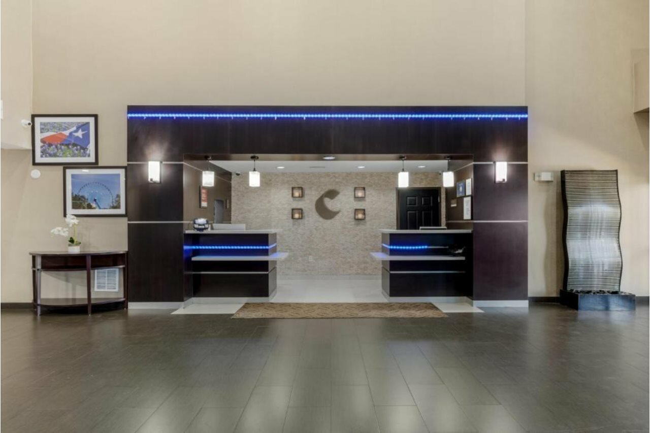 Фото Comfort Suites Waco North - Near University Area