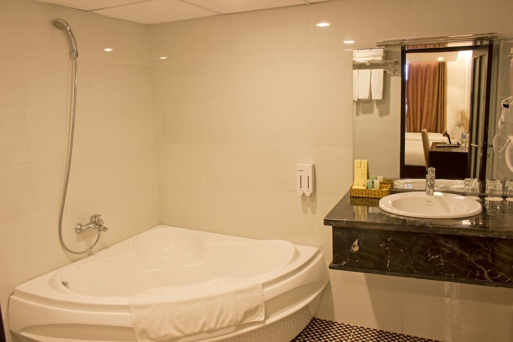 Фото International Hotel