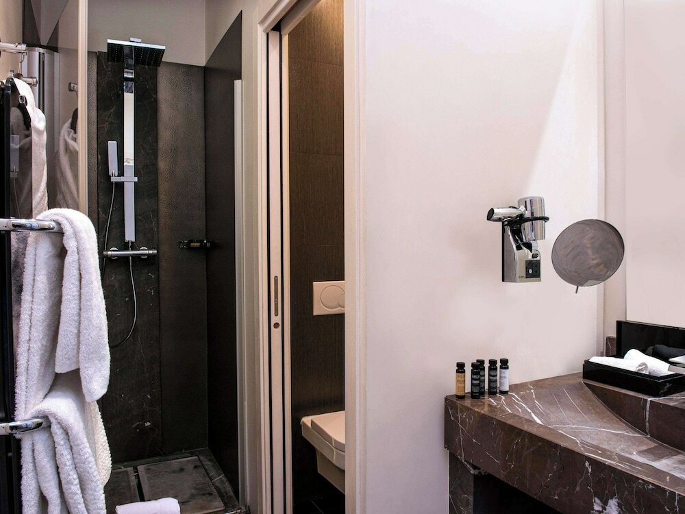 Фото La Cour des Consuls Hotel and SPA Toulouse - MGallery