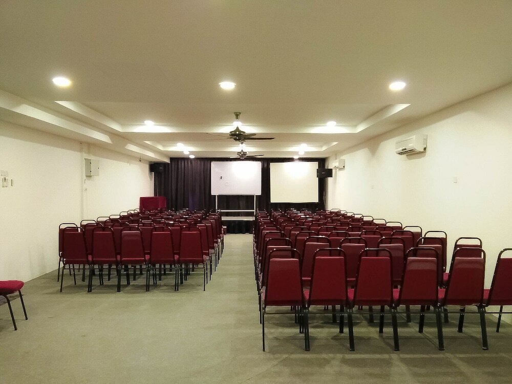 Фото Hotel Rasah Seremban