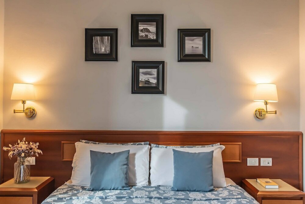 Фото Hotel Bonifacio