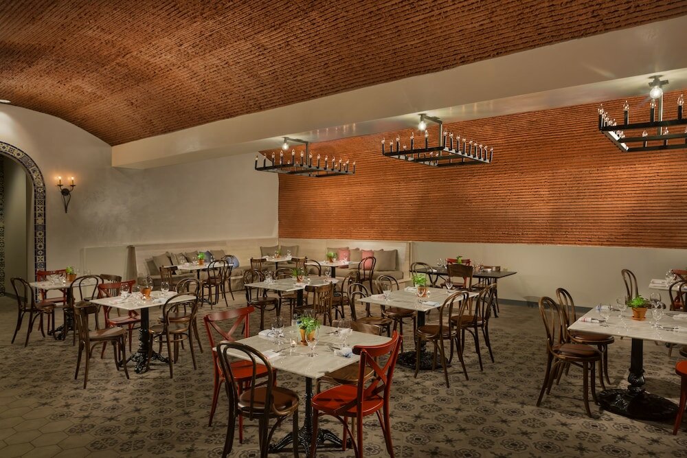 Фото Valencia Riverwalk