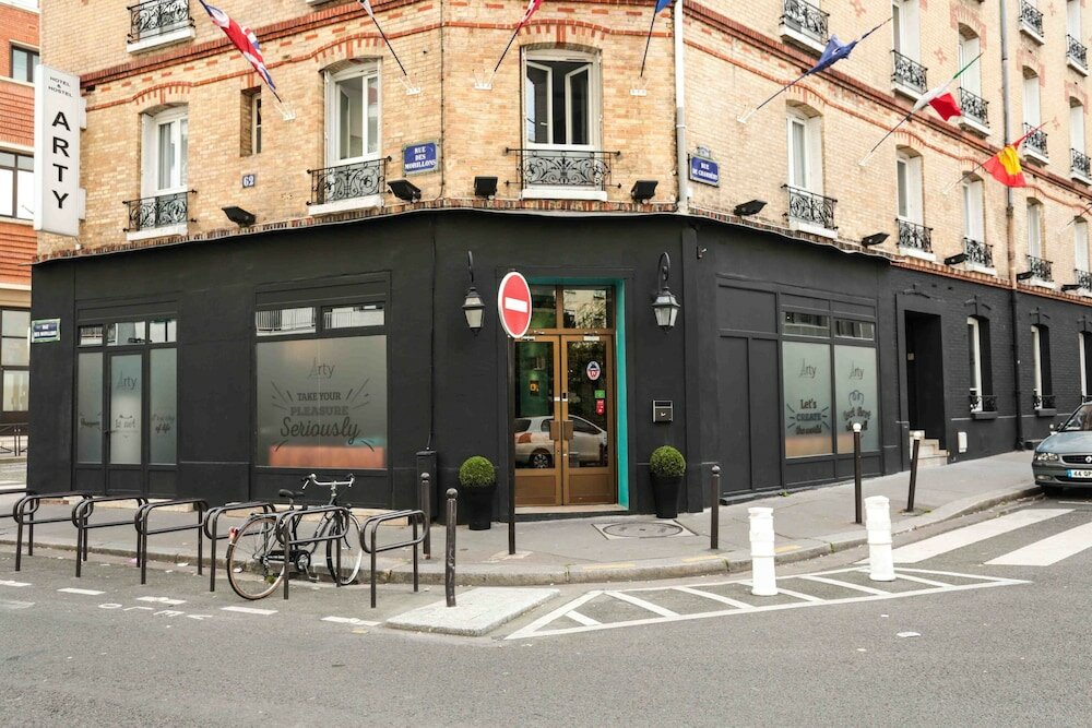 Фото отеля 2