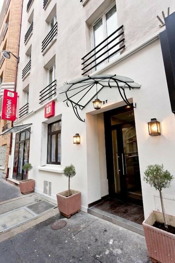 Фото Hipotel Paris Père Lachaise République