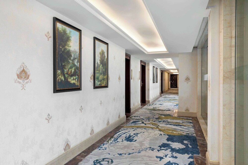 Фото Days Inn by Wyndham Chongqing Jiulongpo