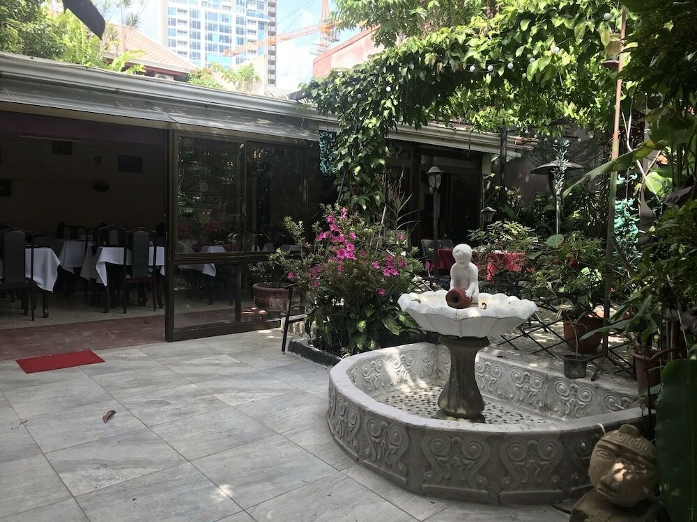 Фото Hotel Le Bergerac