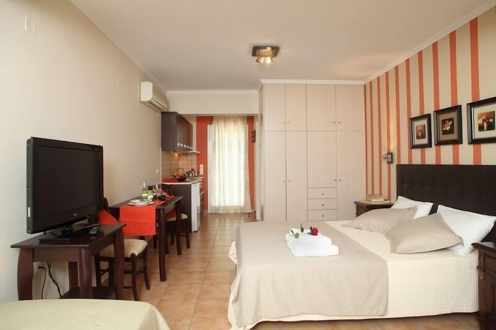 Фото Anthias Garden