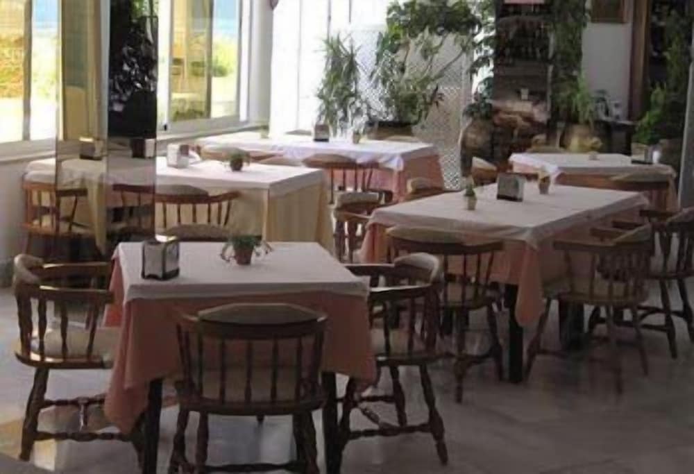 Фото Del Mar Hotel & SPA