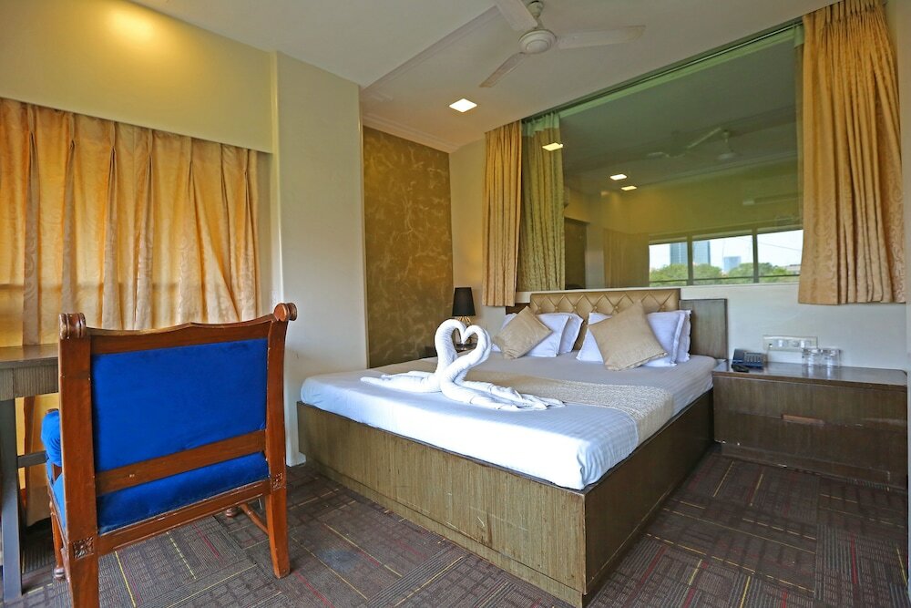 Фото Gulf Hotel Colaba