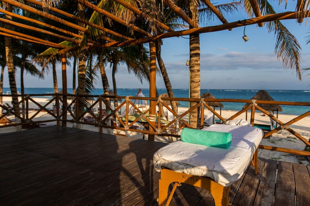 Фото Hotel & Beach Club Ojo de Agua