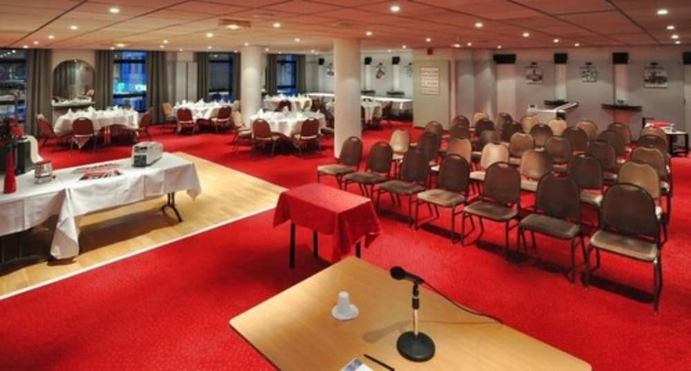 Фото Hôtel Europole