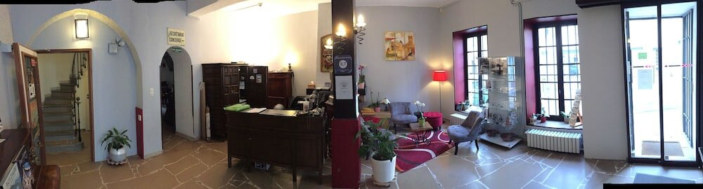 Фото Hôtel du Pont Vieux