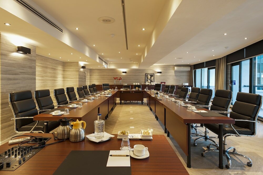 Фото Van der Valk Theaterhotel Almelo