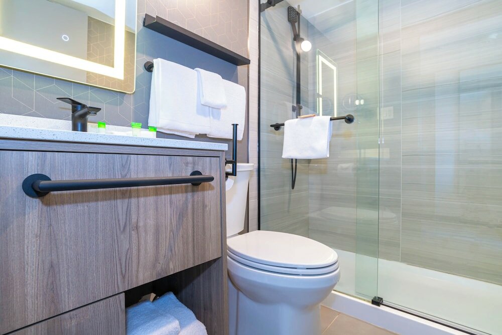 Фото Sandman Hotel Vancouver Downtown