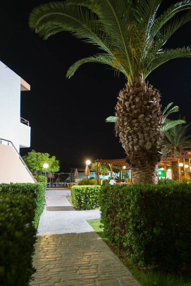 Фото Meliton Hotel