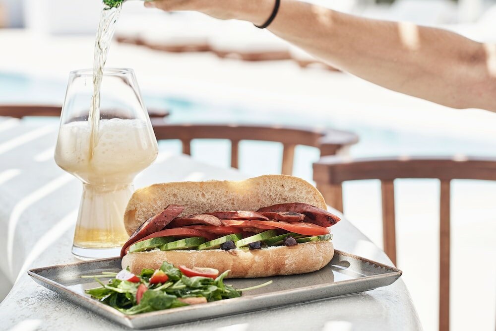 Фото 18 Grapes Hotel