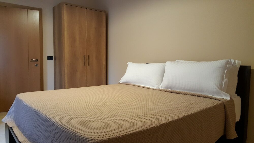 Фото Oda Hotel Tirana