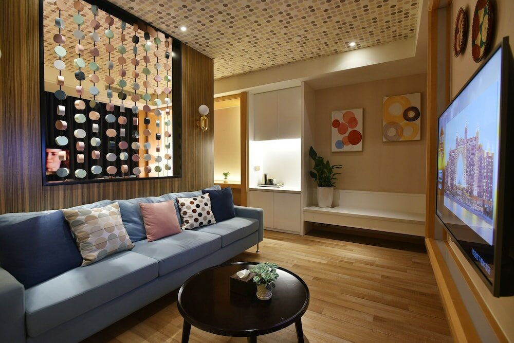 Фото Shanghai Deco Hotel