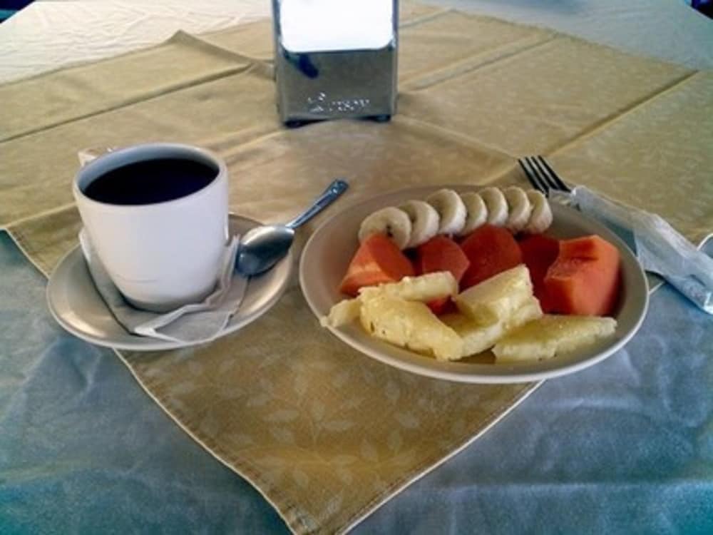 Фото Hotel Plaza Centro