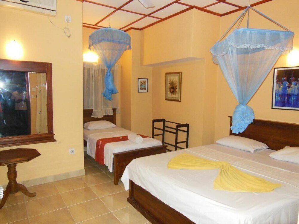 Фото Days Inn Kandy