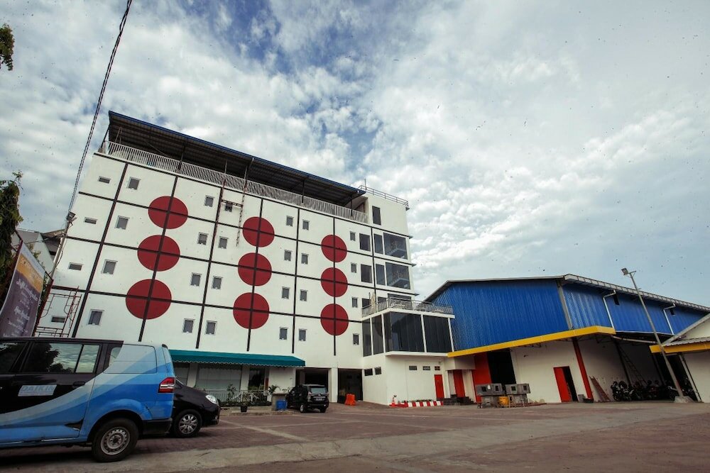Фото Sinar Sport Hotel