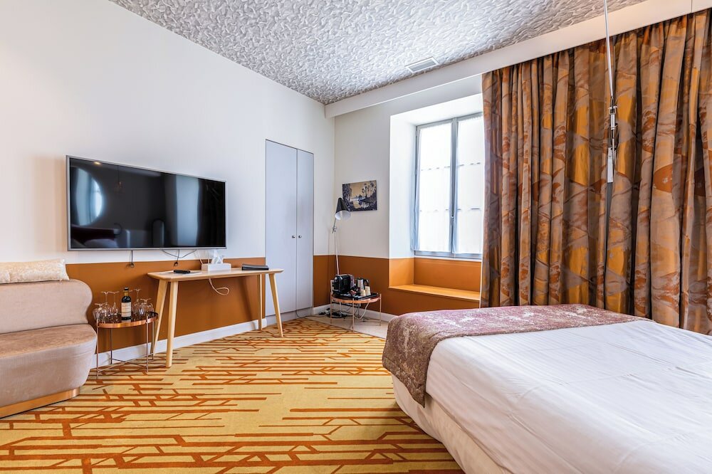 Фото Hotel Angoulême Le Saint Gelais