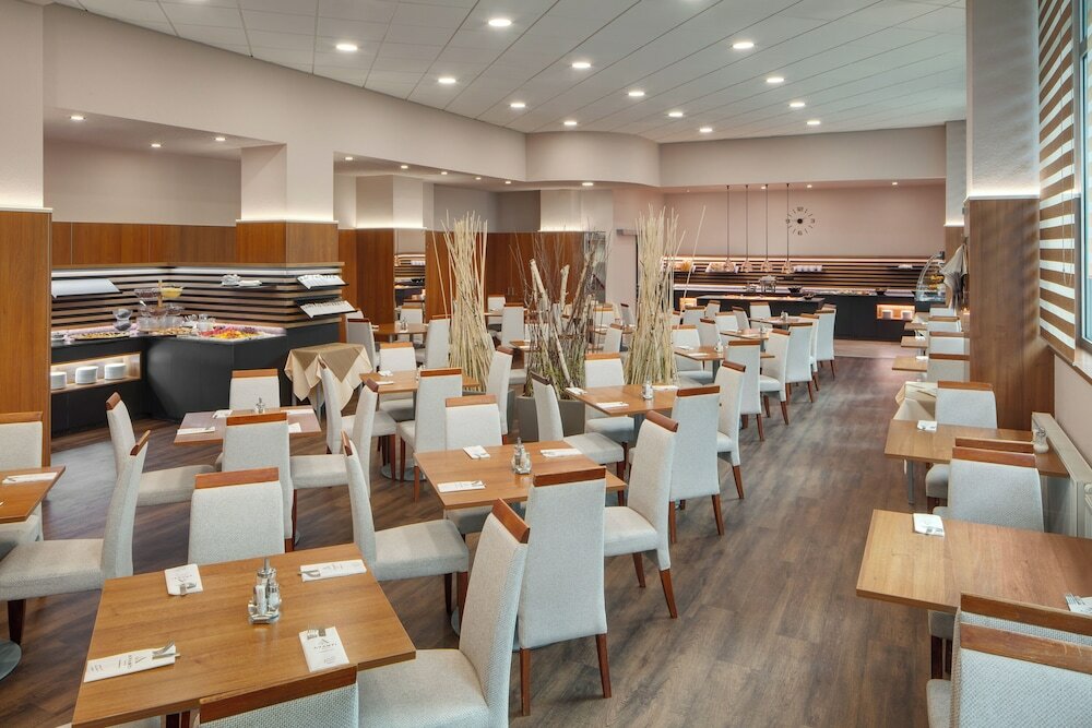 Фото Avanti Hotel Brno