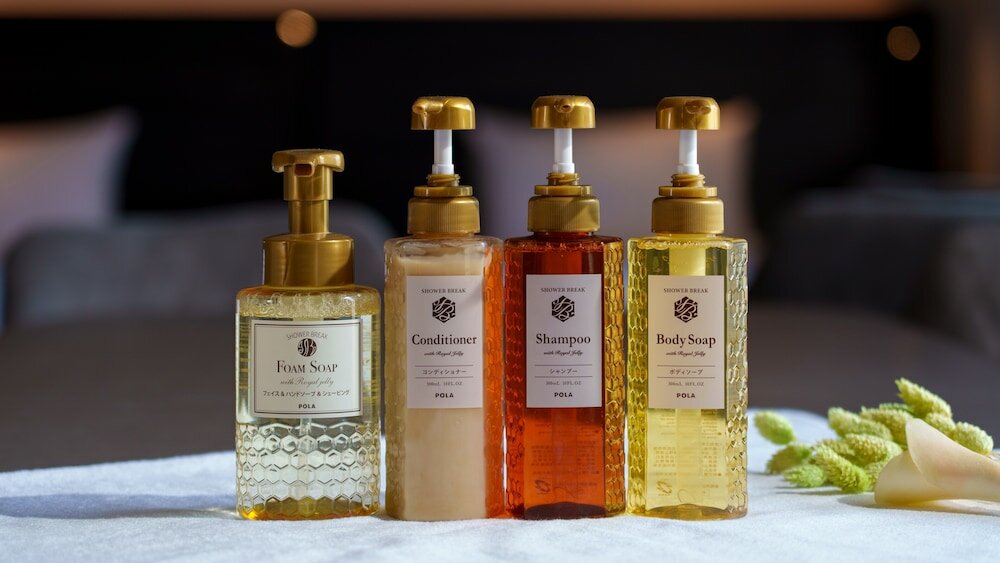 Фото Shinsaibashi Higashi Crystal Hotel