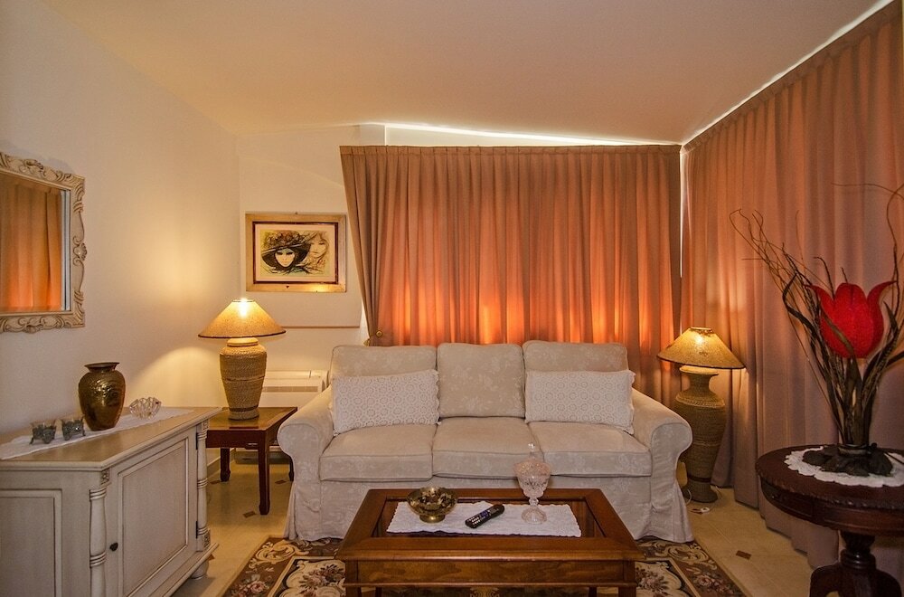 Фото Hotel Kyrton