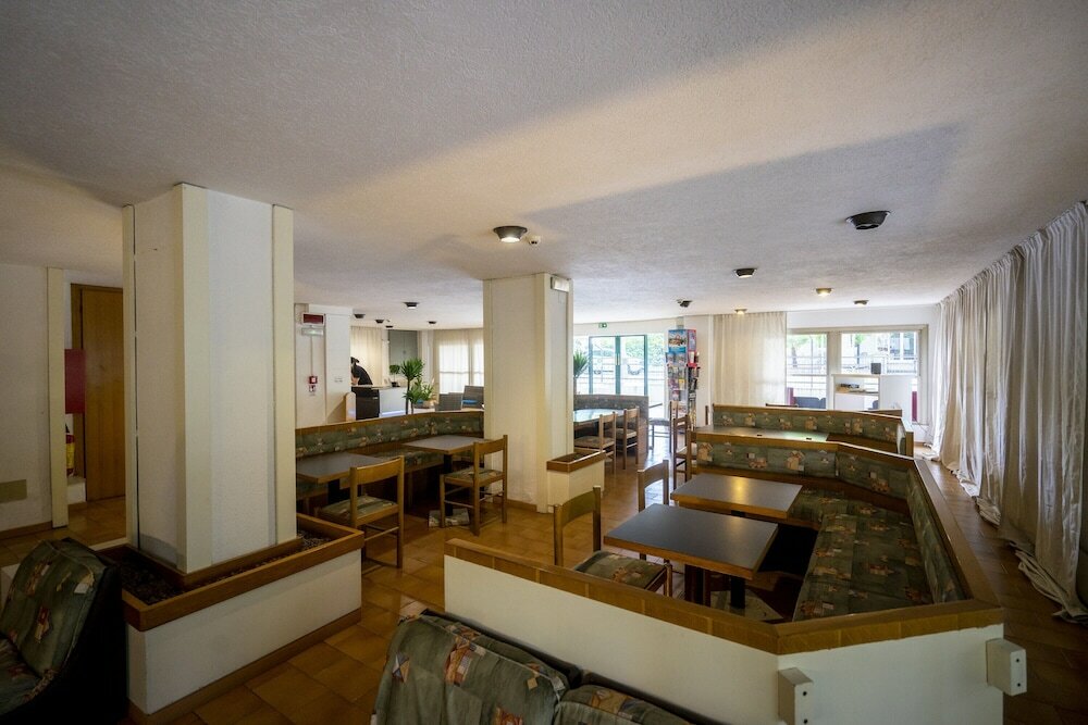 Фото Hotel Mamy