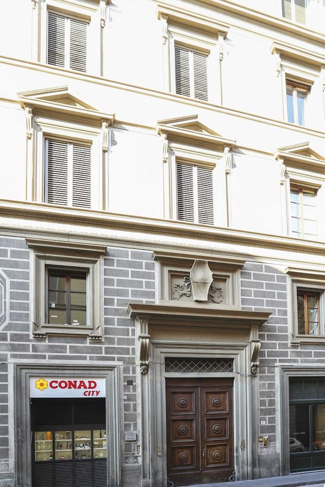 Фото Luxury Apartment in Central Florence