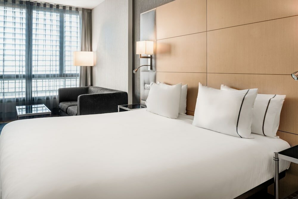 Фото Ac Victoria Suites