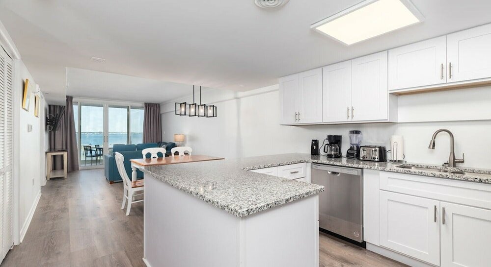 Фото Bay Club Resort by Coolvacay