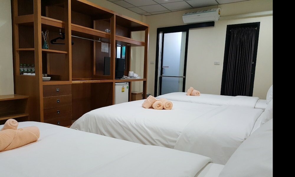 Фото Double D Rooms & Cafe