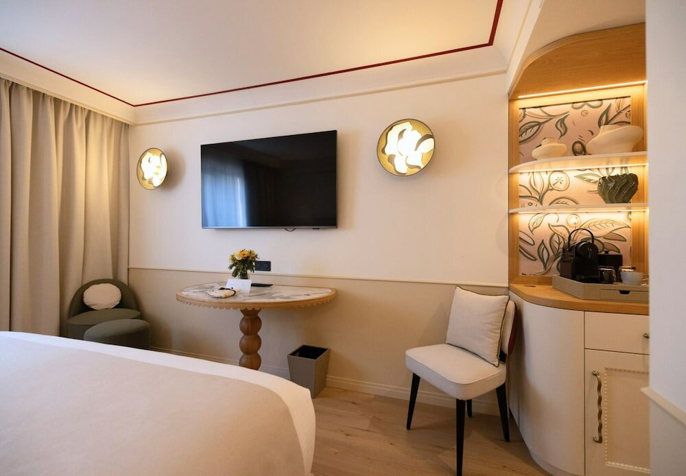 Фото Grand Hotel Roi Rene Aix en Provence Centre MGallery by Sofitel