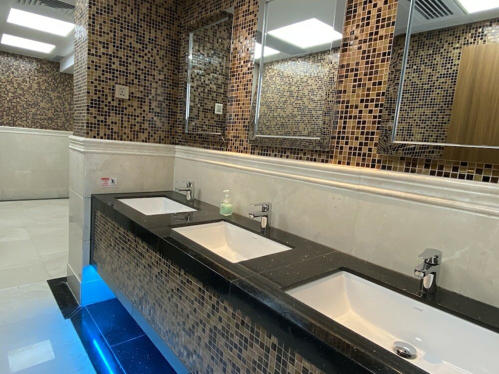 Фото Grand Dragon Hotel