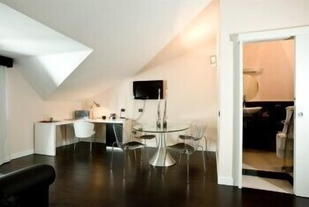 Фото Hotel Bruman Caserta