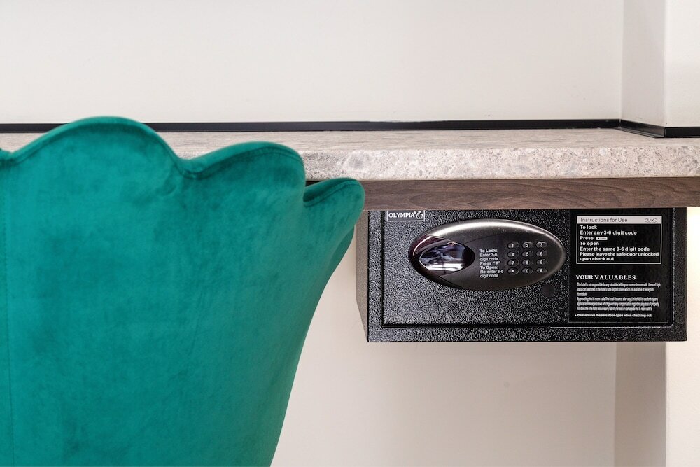 Фото Athens Ivy Suites