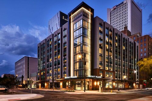 Гостиница Hyatt Place Phoenix Downtown в Финиксе