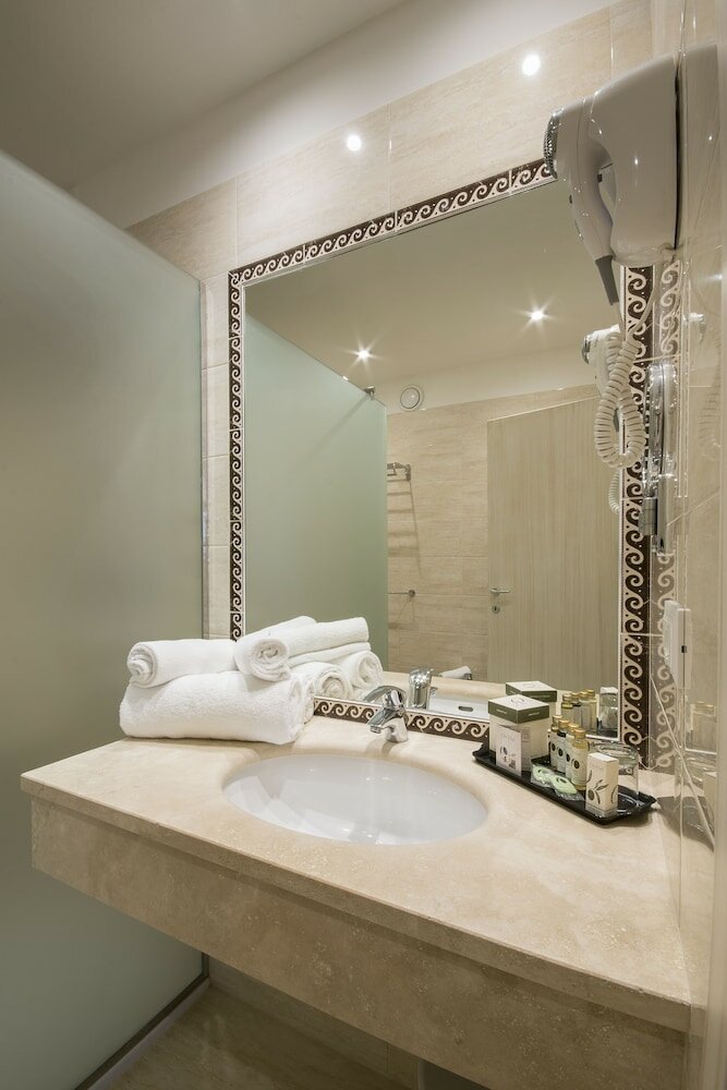 Фото Hotel Executive