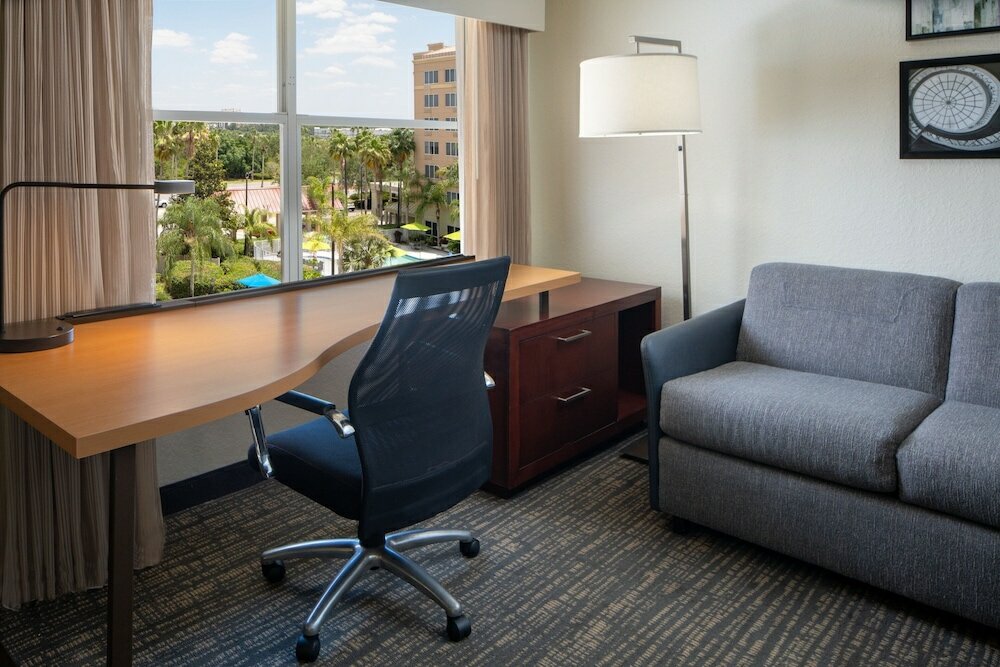 Фото Residence Inn by Marriott Orlando Convention Center