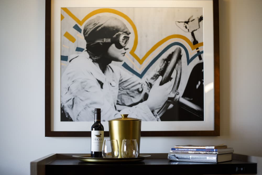 Фото Hotel Indy, Indianapolis, a Tribute Portfolio Hotel