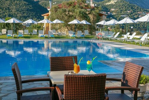 Внешний вид отеля Hotel Yannis Corfu в Ипсосе, фото 1