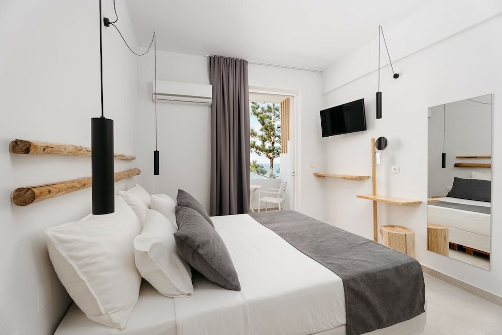 Фото Petradi Beach Lounge Hotel