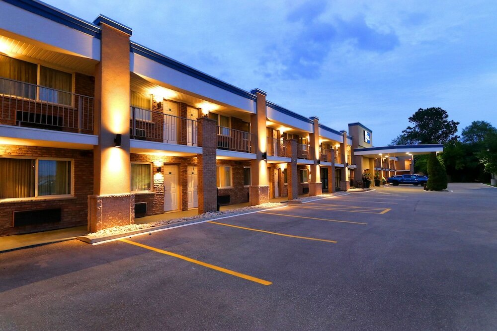 Фото Best Western Halton Hills