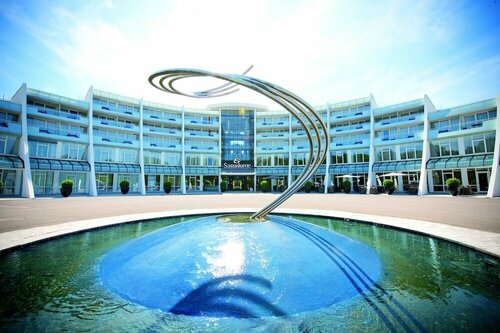 Внешний вид отеля Sanadome Hotel & SPA Nijmegen в Неймегене, фото 1