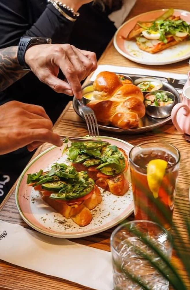 Фото Hotel Victoria