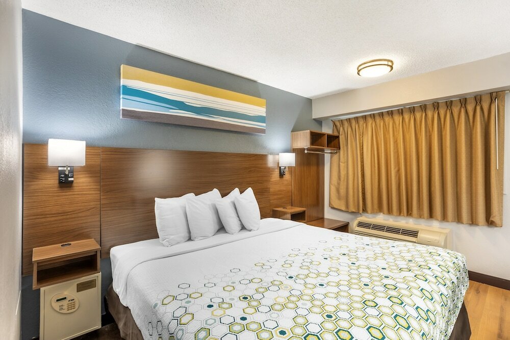 Фото Red Roof Inn Danville, Pa