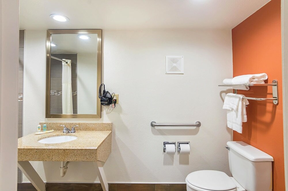 Фото Quality Inn